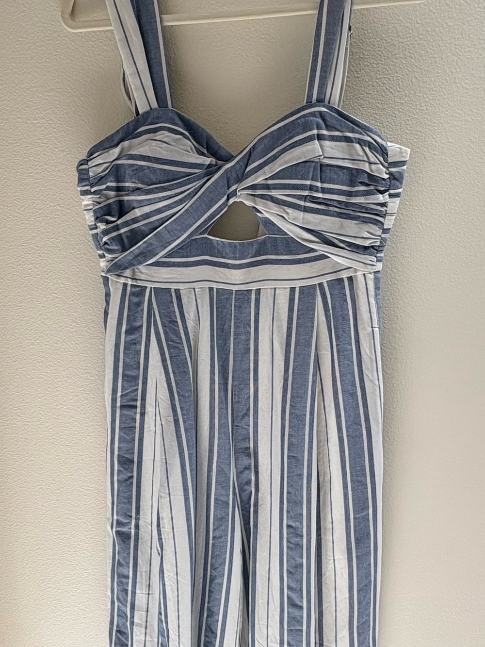 Women Blue and White Stripe Cutout Jumpsuit double lined size 4